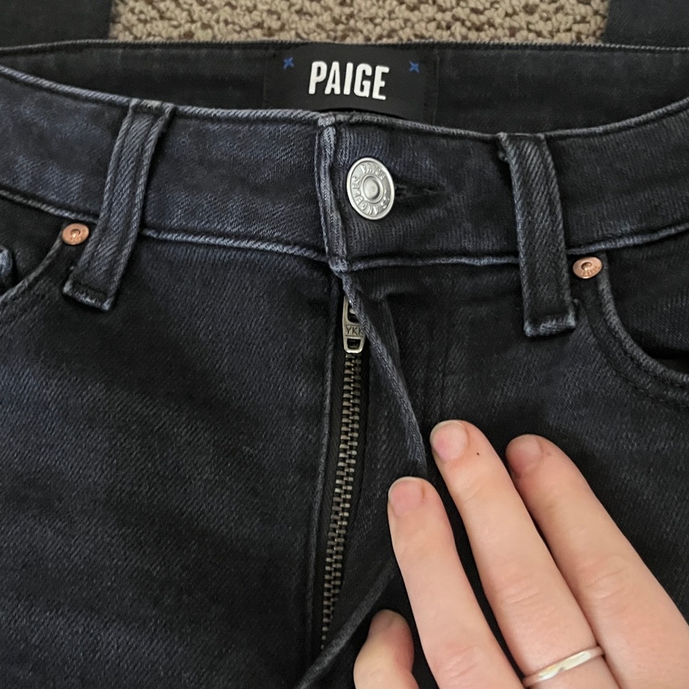 PAIGE Cindy Jean - Picture 3 of 7